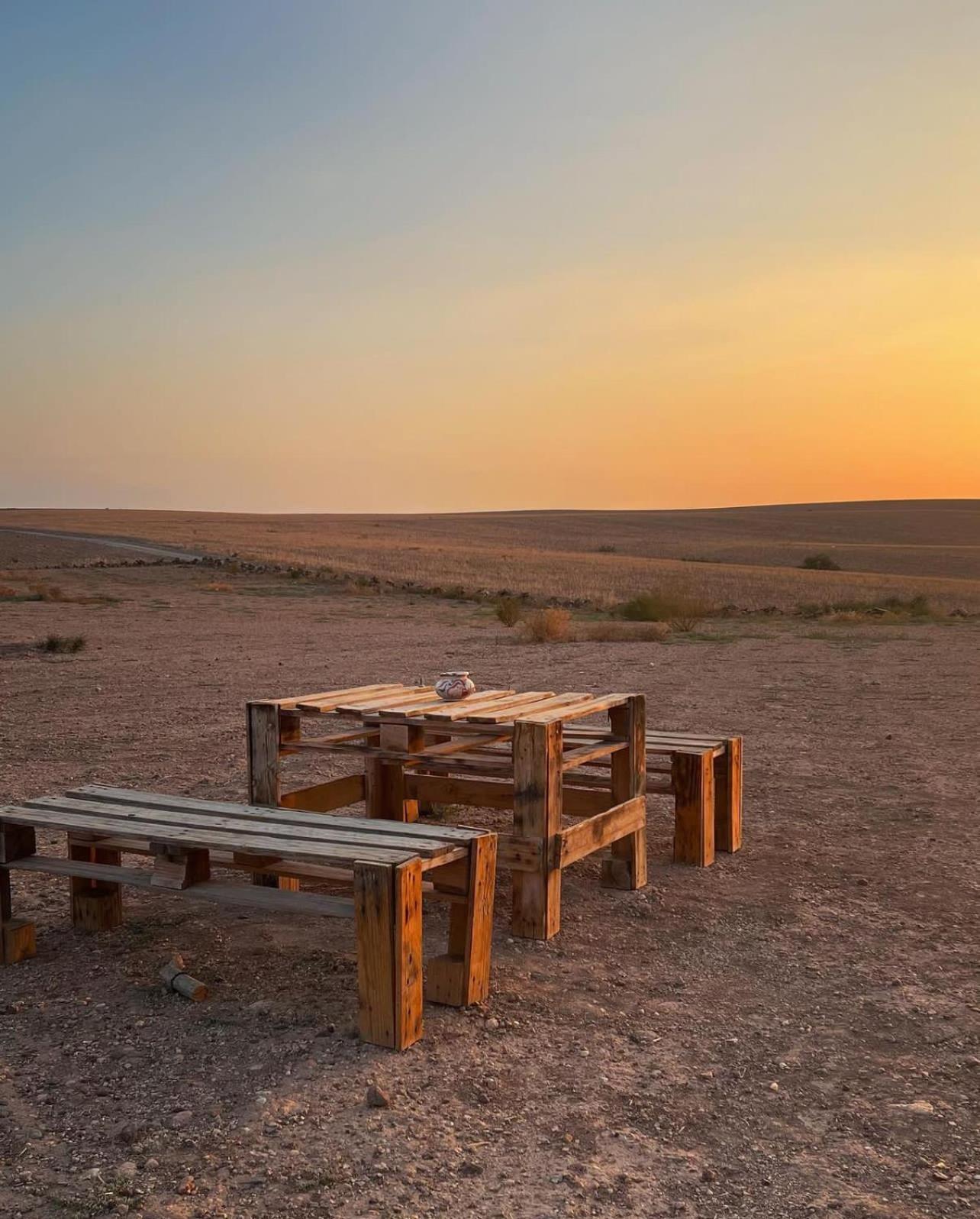 Dar Inacamp Hotel El Mjed Bagian luar foto