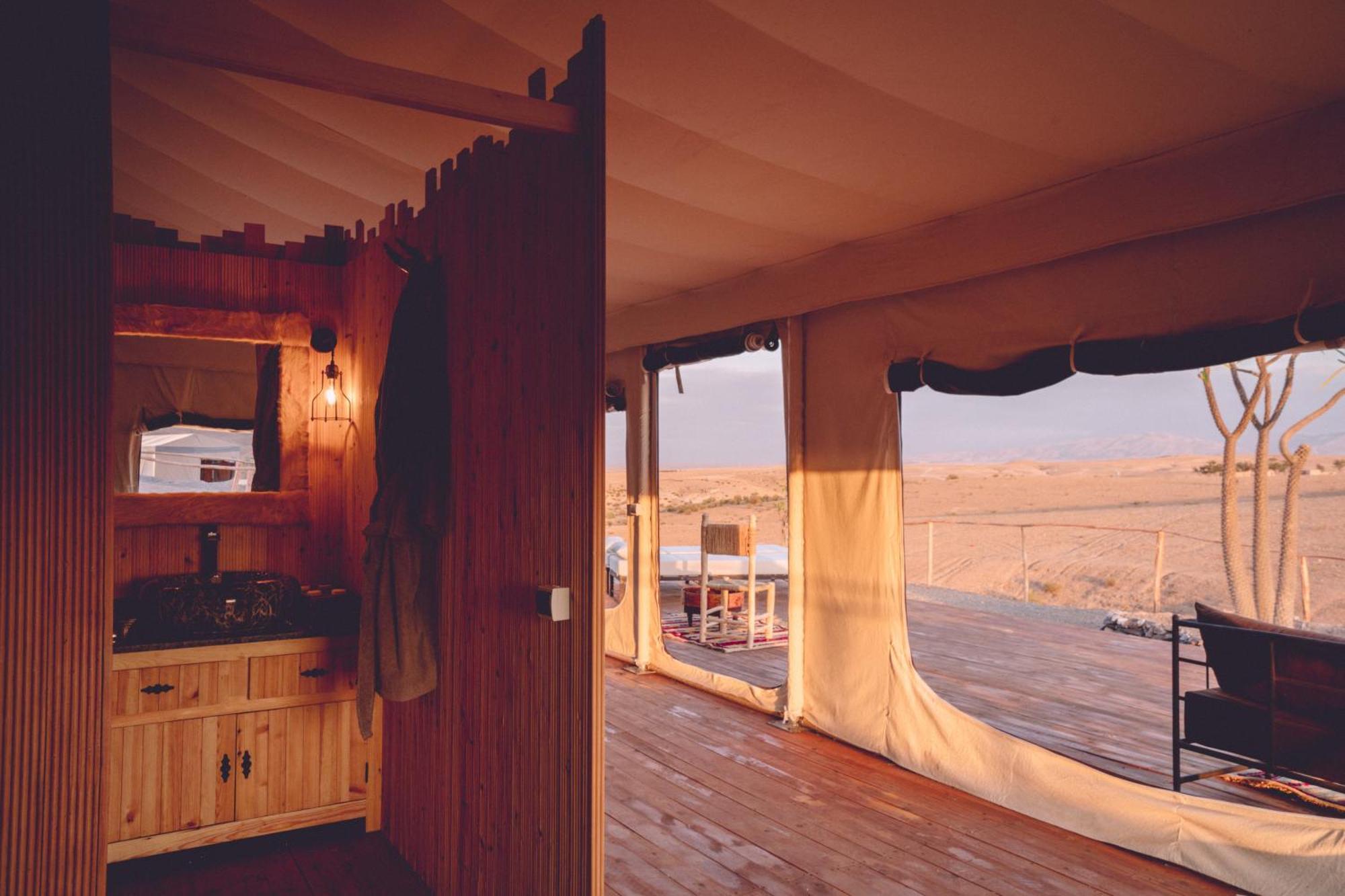 Dar Inacamp Hotel El Mjed Bagian luar foto
